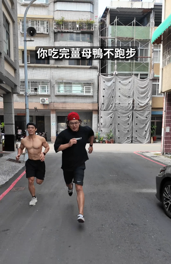 肌進分子-健身環境-健身器具-健肌進分子-健身案例-廖景彥-健身教練-私人教練-上班族變胖-代謝變慢-私人健身房-健身房身教練-私人健身房-不綁約健身房-體態雕塑-增肌減脂-瘦啤酒肚